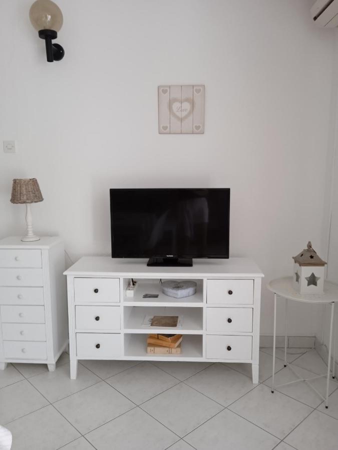 Apartmani More Komarna Εξωτερικό φωτογραφία