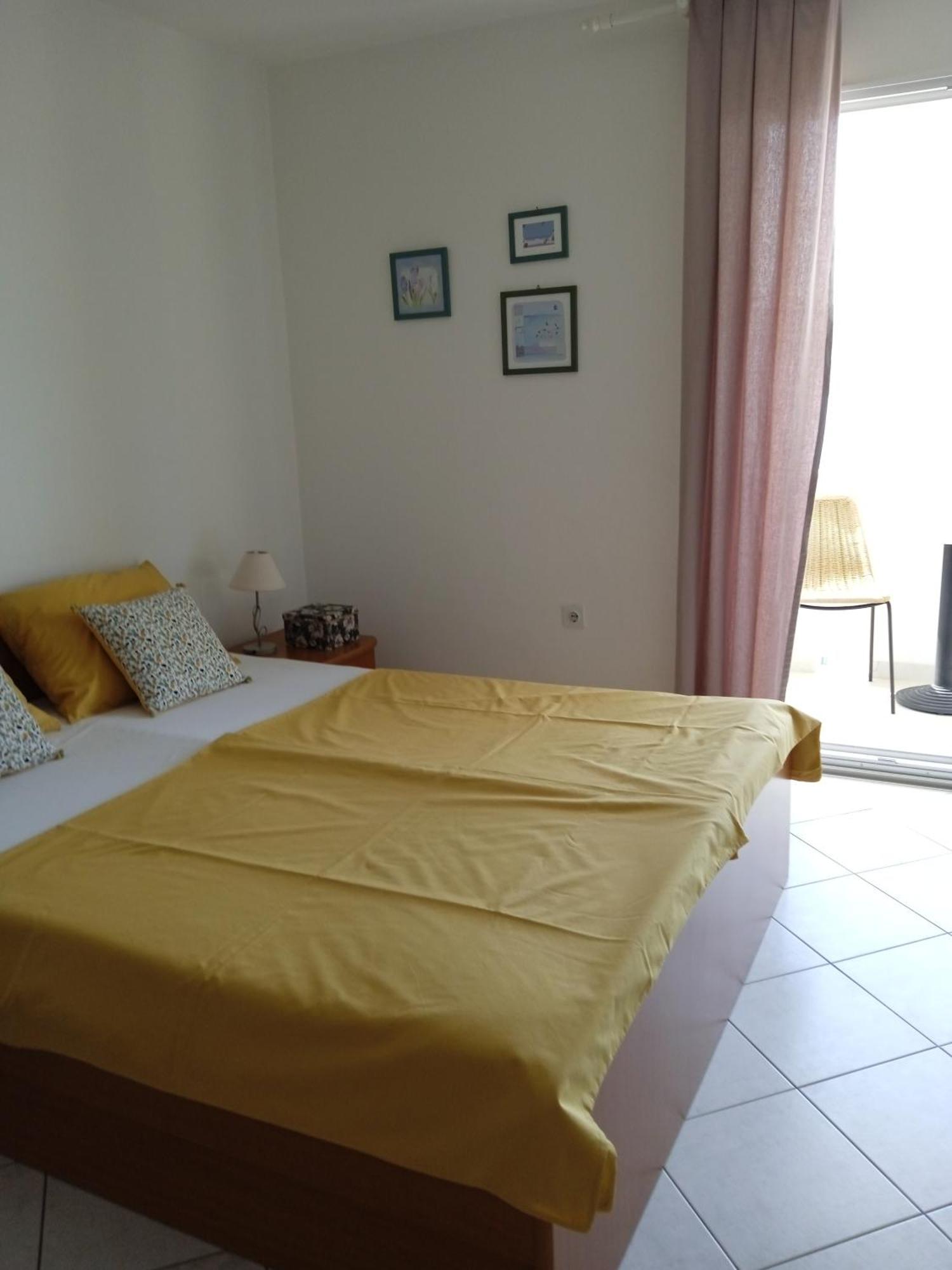 Apartmani More Komarna Εξωτερικό φωτογραφία